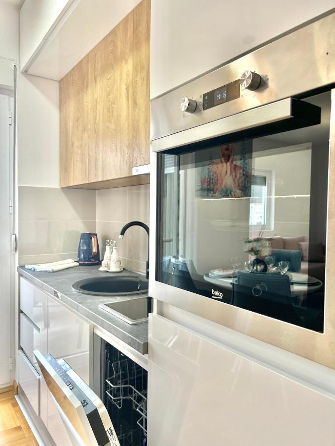 Apartman Azure *
