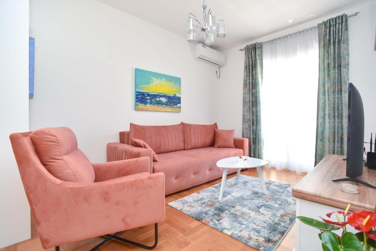 Apartman Azure *