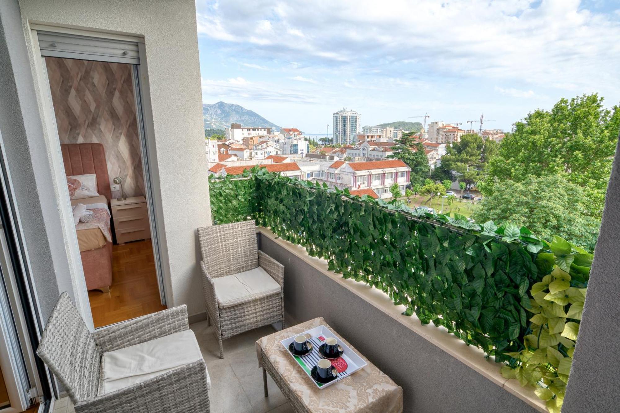 Apartman Azure Budva