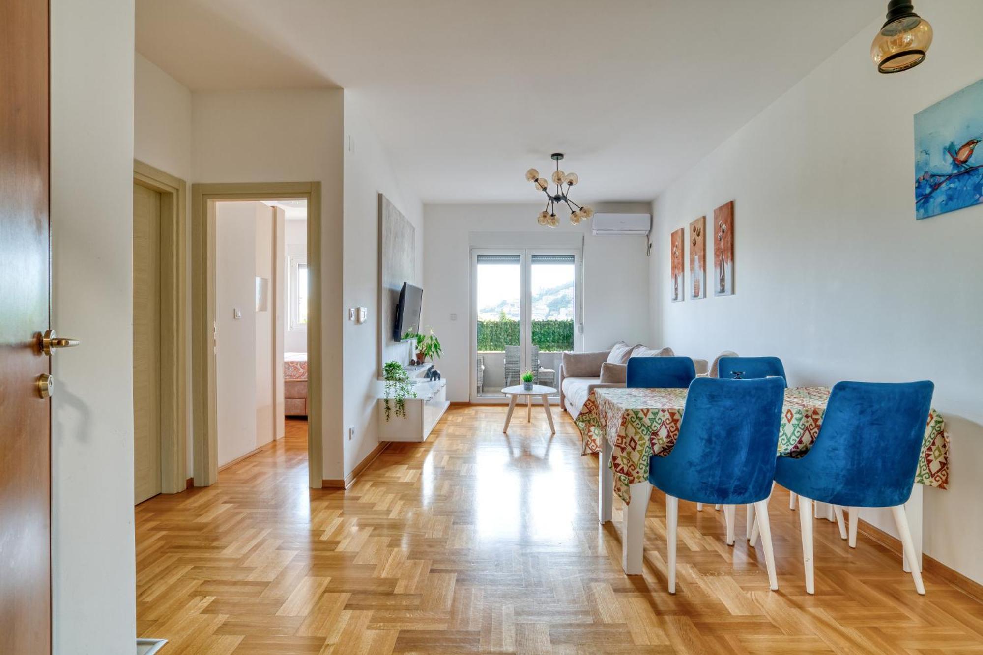 Azure Apartman Budva