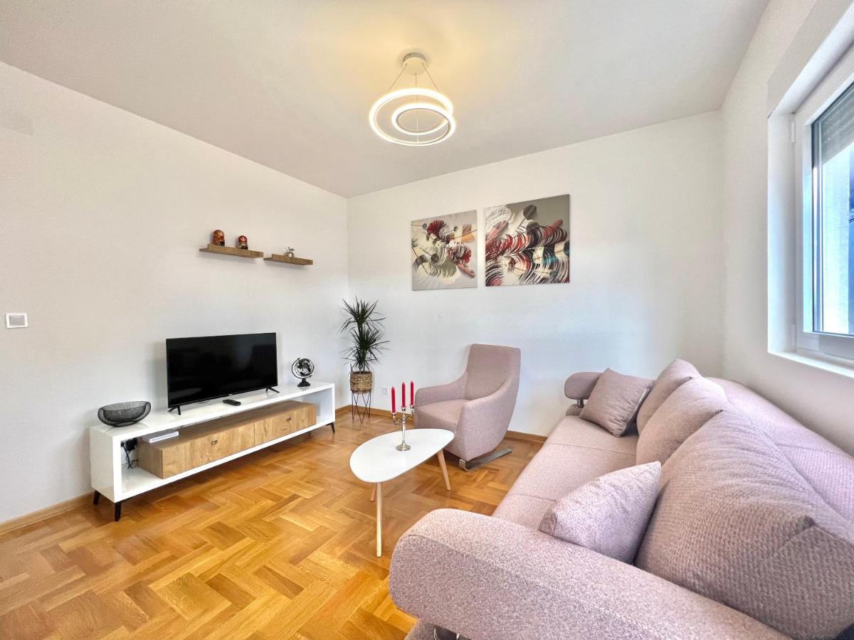 Apartament Azure *