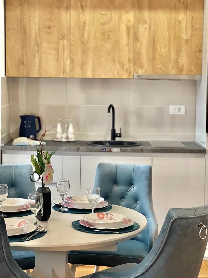 Apartament Azure *